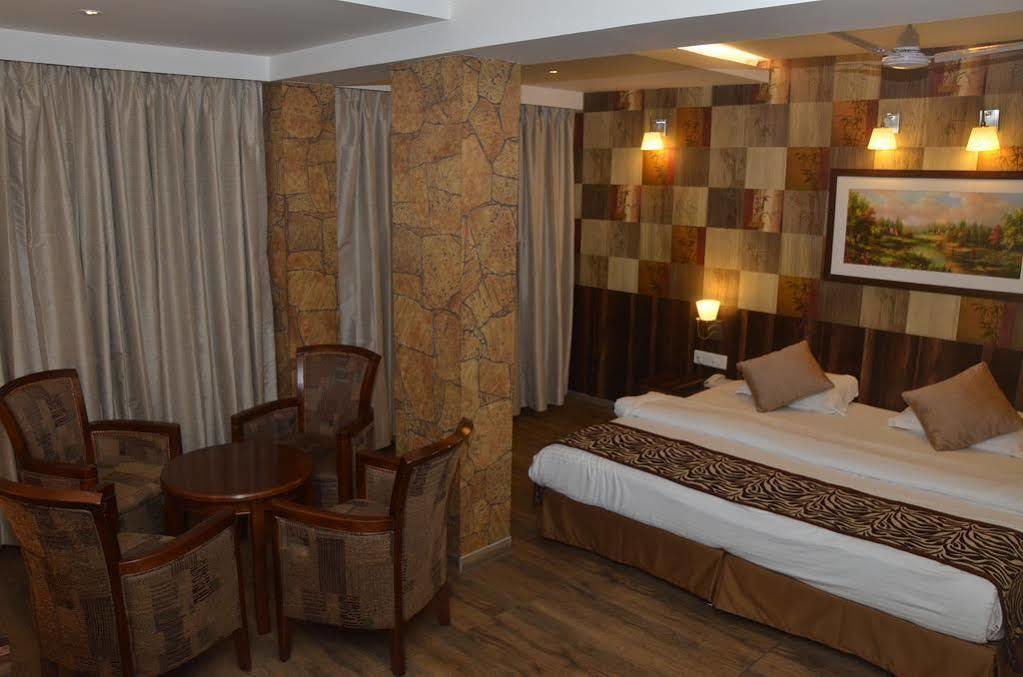 Hostel Mumbai By Maharana Inn Eksteriør billede