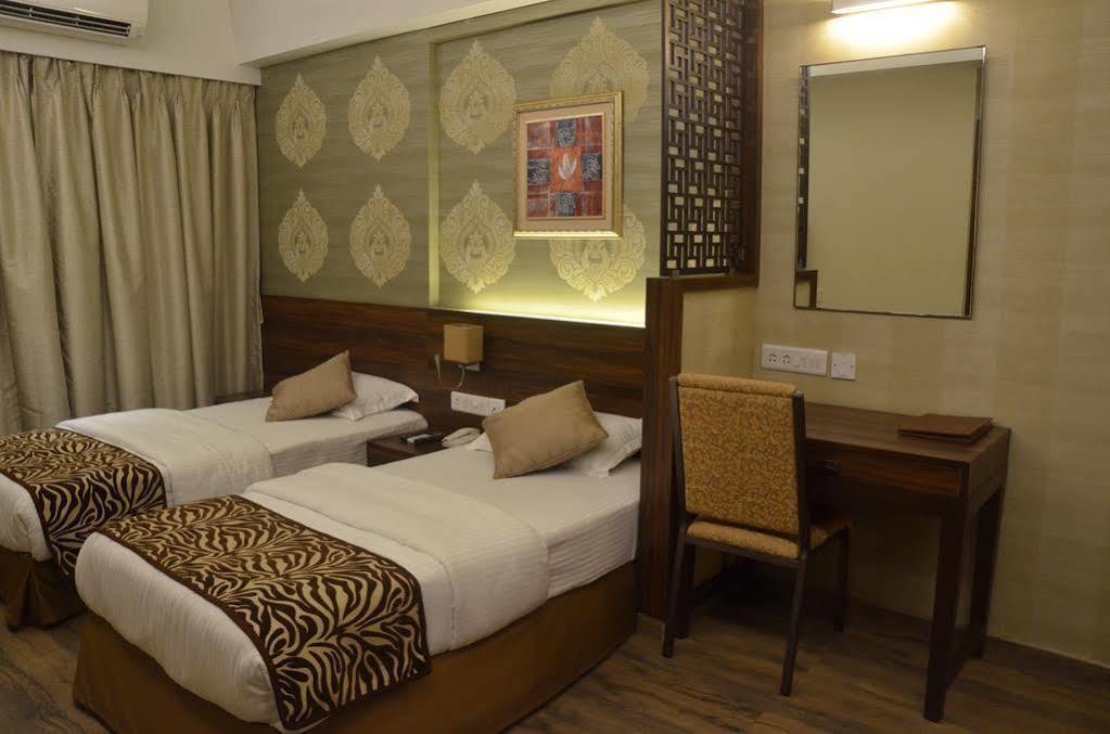 Hostel Mumbai By Maharana Inn Eksteriør billede