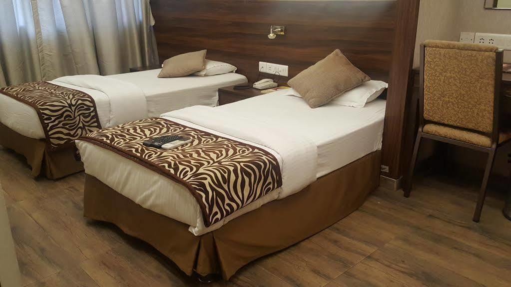 Hostel Mumbai By Maharana Inn Eksteriør billede